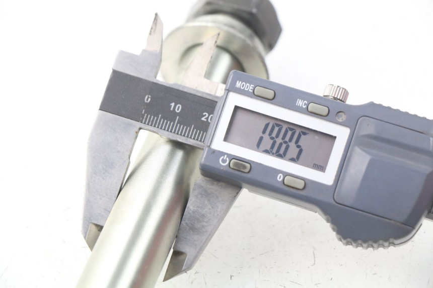 photo de ASSE BRACCIO OSCILLANTE YAMAHA FJR ABS 1300 (2006 - 2012) - Altra angolazione