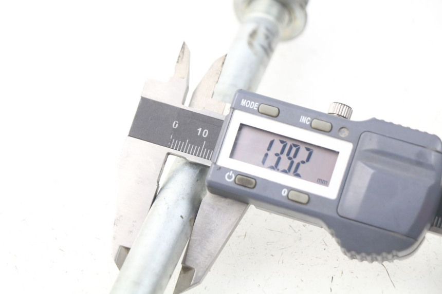 photo de ASSE BRACCIO OSCILLANTE KAWASAKI GPZ S 500 (1994 - 2005) - Altra angolazione