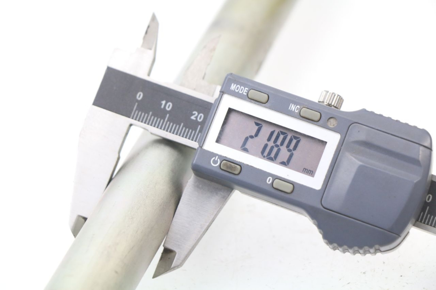 photo de ASSE BRACCIO OSCILLANTE SUZUKI GSX-R GSXR 600 (2008 - 2010) - Altra angolazione