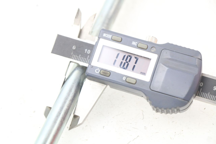 photo de ASSE BRACCIO OSCILLANTE YAMAHA SR 125 (1982 - 2003) - Altra angolazione