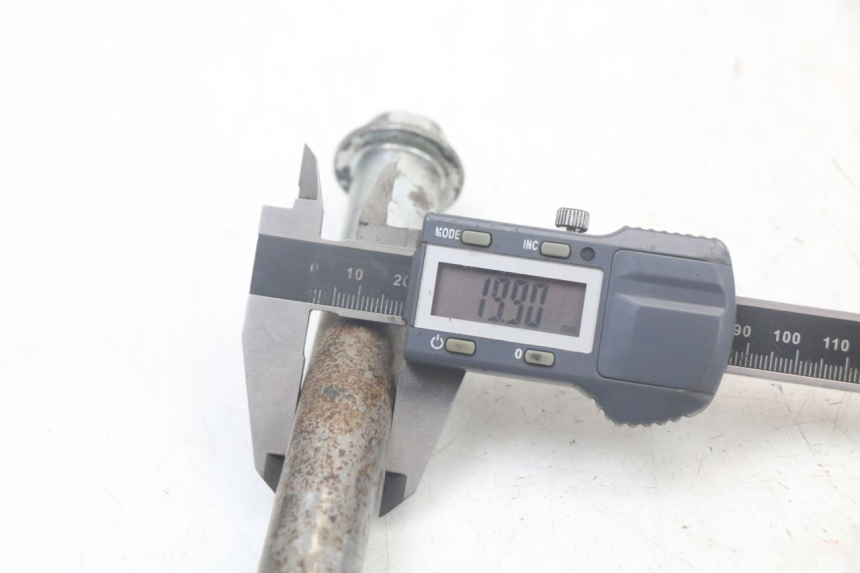 photo de ASSE BRACCIO OSCILLANTE KAWASAKI VERSYS ABS 650 (2015 - 2018) - Altra angolazione