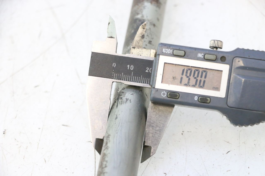photo de ASSE BRACCIO OSCILLANTE HONDA VFR FI RC46 800 (1998 - 2001) - Dettaglio del componente