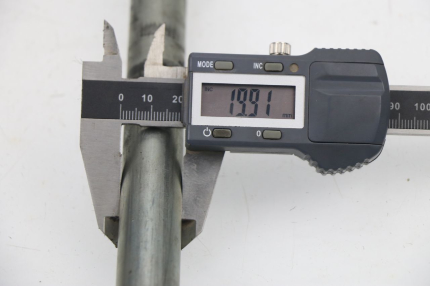 photo de ASSE BRACCIO OSCILLANTE HONDA VTR F FIRESTORM 1000 (1997 - 2001) - Dettaglio del componente