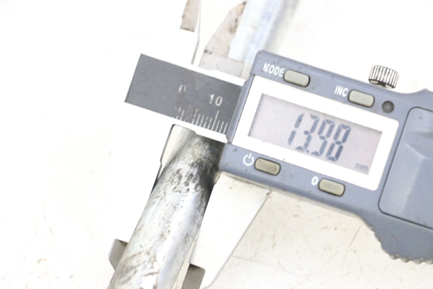 photo de ASSE BRACCIO OSCILLANTE HYOSUNG XRX 125 (2000 - 2008) - Primo piano tecnico