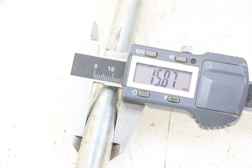 photo de ASSE FORCELLONE YAMAHA XJ6 ABS 600 (2008 - 2016) - Altra angolazione