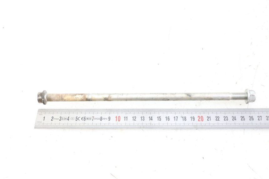 photo de ASSE MOTORE SUZUKI GSR 750 (2011 - 2017) - Primo piano tecnico