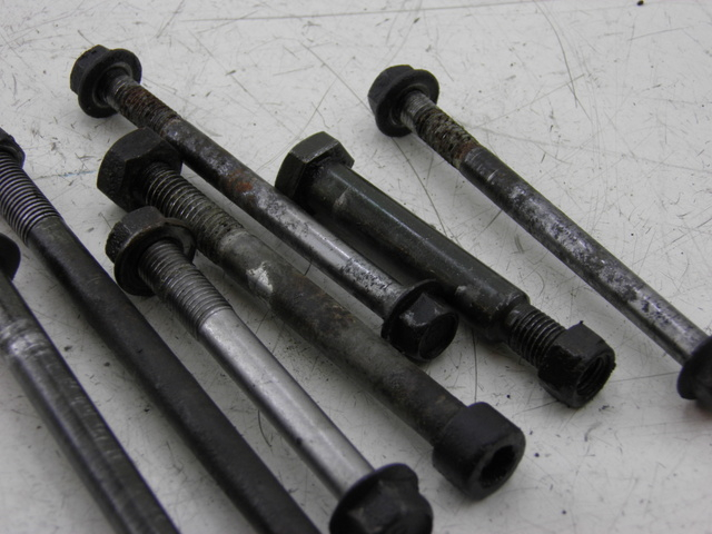 photo de ALBERO MOTORE YAMAHA FZS FAZER 600 (1998 - 2001) - Dettaglio del componente