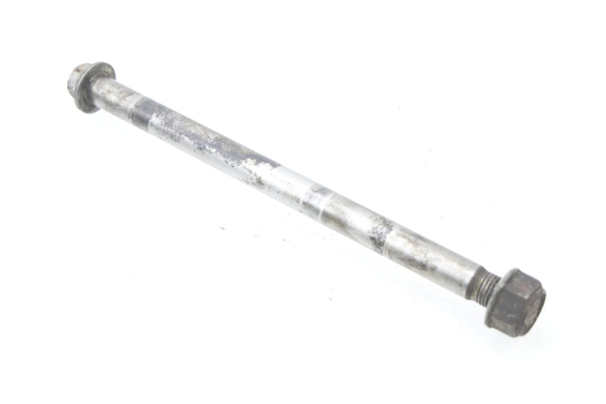 photo de ASSE RUOTA POSTERIORE HONDA CG 125 (1996 - 1998) - Primo piano tecnico