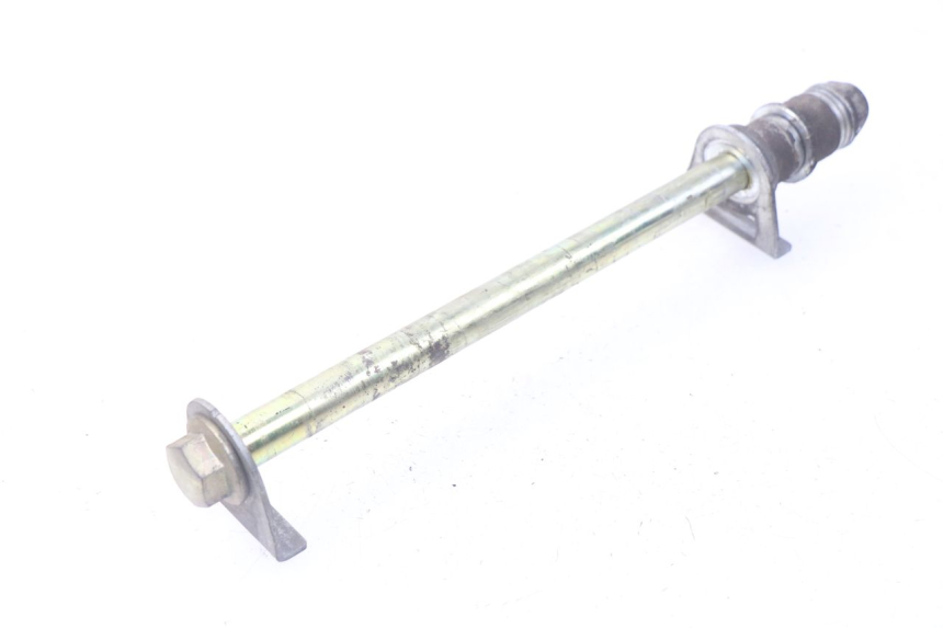 photo de Asse ruota posteriore HYOSUNG COMET GTR 125 (2007 - 2014) - Primo piano tecnico