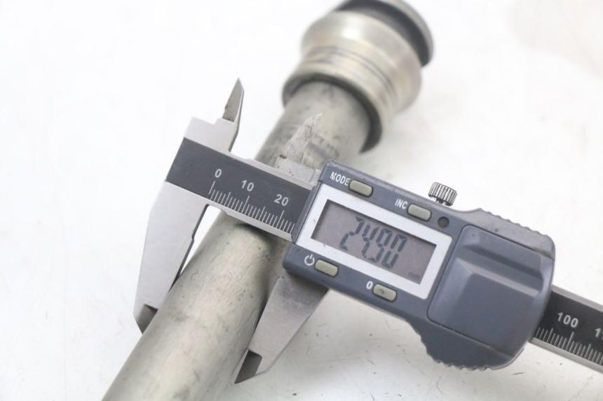 photo de ASSE HONDA CRF R 250 (2020 - 2021) - Primo piano tecnico