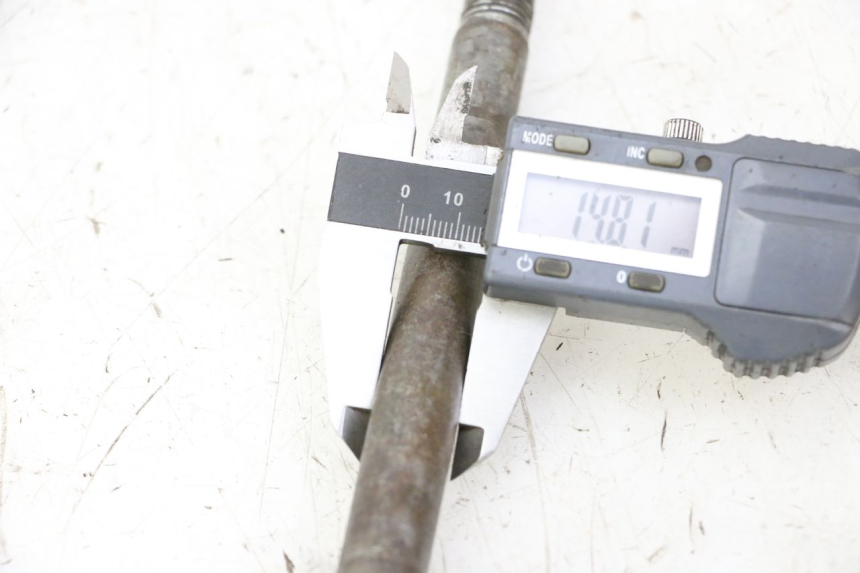 photo de ASSEMBLAGGIO RUOTA POSTERIORE BSE DIRTBIKE PH10L 125 - Zoom sullo stato d'uso