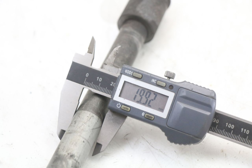 photo de ASSE HONDA CBR F 1000 (1993 - 1996) - Primo piano tecnico