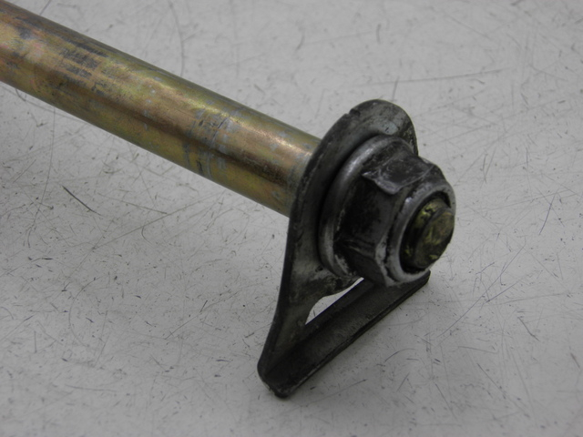 photo de ASSE RUOTA POSTERIORE HYOSUNG COMET GT 125 (2002 - 2007) - Dettaglio del componente