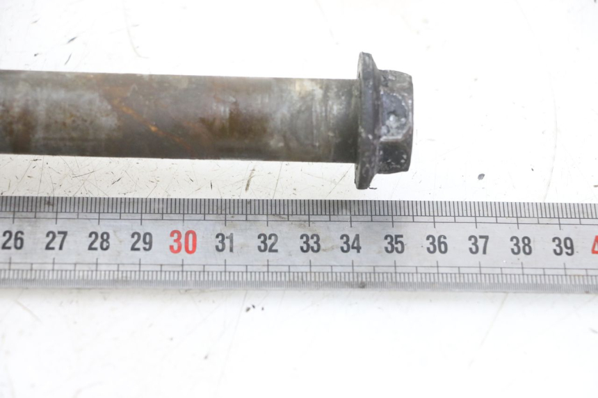 photo de ASSE RUOTA POSTERIORE KAWASAKI ZR7 ZR-7 S 750 (1999 - 2004) - Zoom sullo stato d'uso