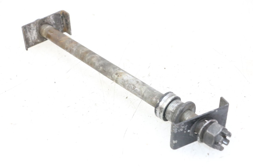 photo de ASSE RUOTA POSTERIORE KAWASAKI ZR7 ZR-7 S 750 (1999 - 2004) - Primo piano tecnico