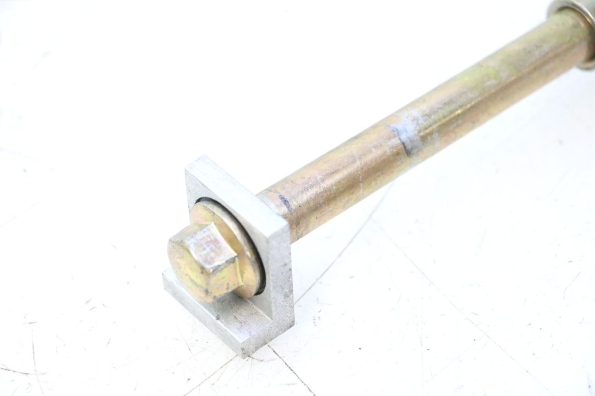 photo de ASSE RUOTA POSTERIORE APOLLO RFZ 150 - Dettagli dei punti di fissaggio