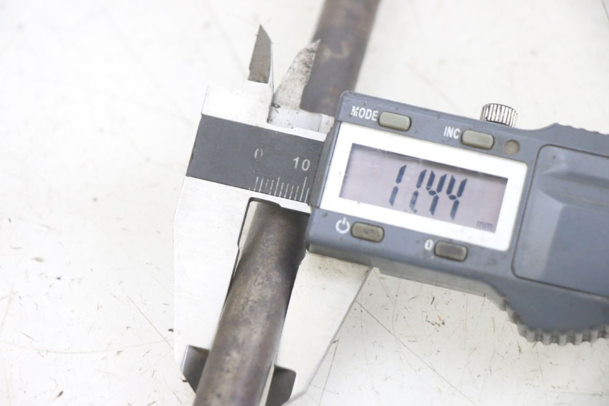 photo de ASSE RUOTA POSTERIORE GILERA RK 50 (1996 - 1999) - Dettaglio del componente