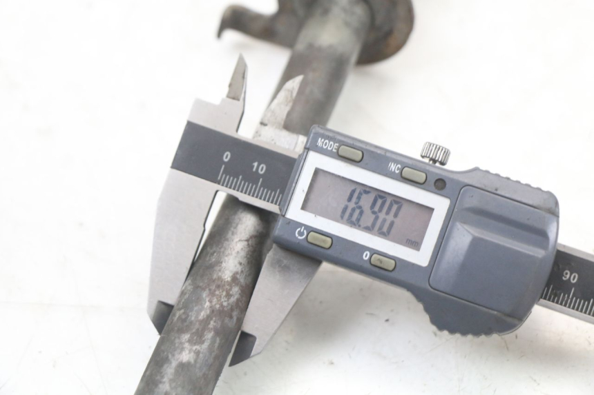 photo de ASSE SUZUKI GS F 500 (2004 - 2007) - Primo piano tecnico