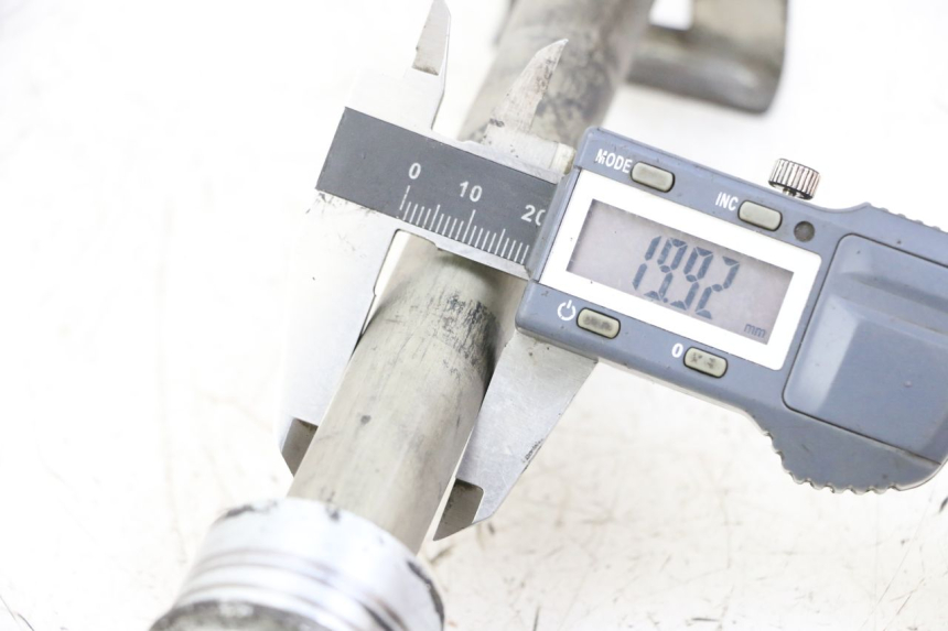 photo de ASSE SUZUKI GSX F GSXF 650 (2007 - 2015) - Dettaglio del componente