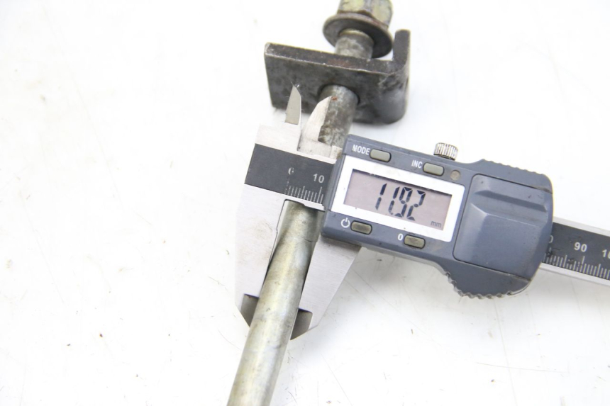 photo de ASSE RUOTA POSTERIORE APRILIA SX 50 (2011 - 2017) - Zoom sullo stato d'uso