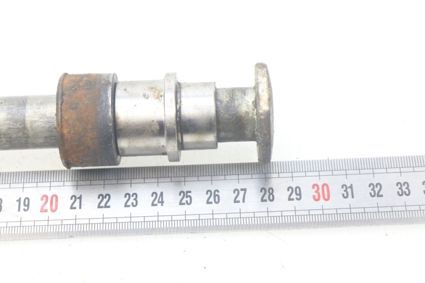 photo de ASSE RUOTA POSTERIORE SUZUKI XF FREEWIND 650 (1997 - 2003) - Altra angolazione