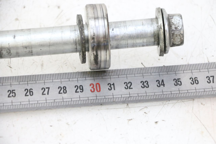 photo de ASSE RUOTA POSTERIORE YAMAHA XJ6 ABS 600 (2008 - 2016) - Dettaglio del componente