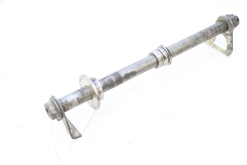 photo de ASSE RUOTA POSTERIORE KAWASAKI ZX-6R ZX6R 600 (1995 - 1997) - Primo piano tecnico