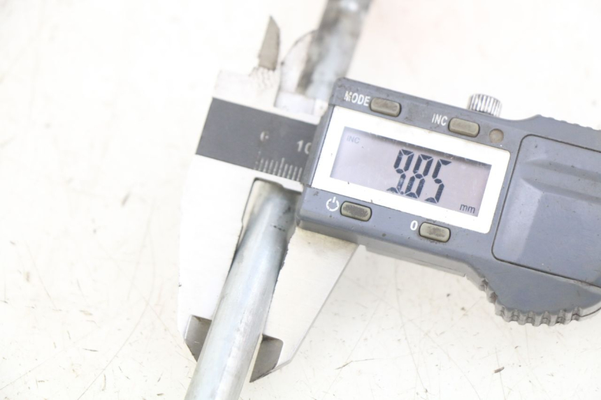 photo de ASSE RUOTA ANTERIORE MBK BOOSTER SPIRIT 50 (1999 - 2003) - Dettaglio del componente