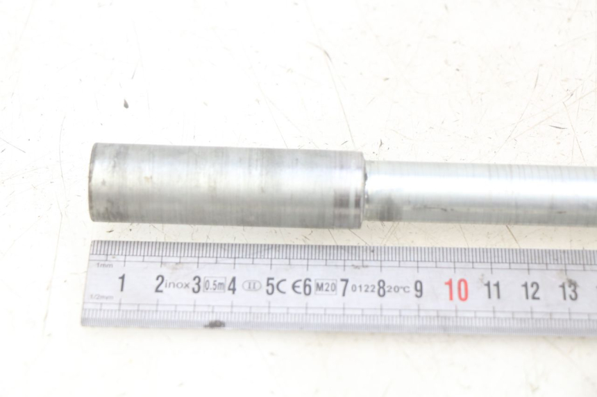 photo de ASSE RUOTA ANTERIORE SUZUKI BURGMAN 650 (2002 - 2004) - Altra angolazione