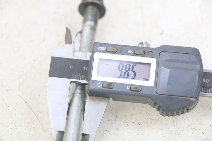 photo de ASSE RUOTA ANTERIORE YAMAHA BW'S EASY 50 (2013 - 2016) - Zoom sullo stato d'uso