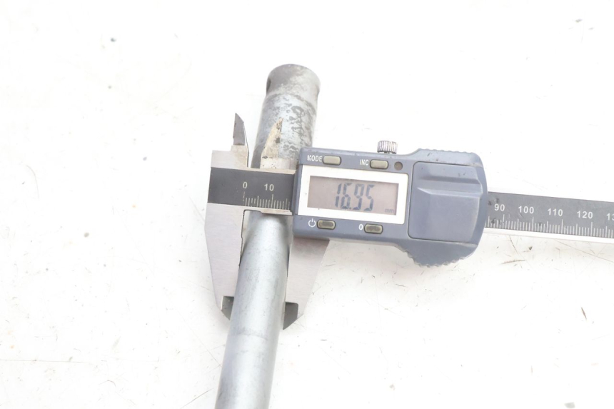 photo de ASSE RUOTA ANTERIORE BMW C1 125 (2000 - 2003) - Vista d'insieme del prodotto