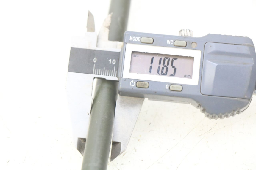 photo de ASSE RUOTA ANTERIORE SYM CROX 4T 50 (2016 - 2023) - Zoom sullo stato d'uso