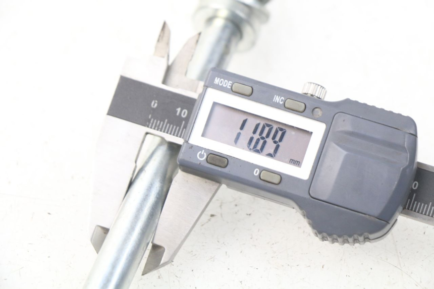 photo de ASSE RUOTA ANTERIORE DERBI DIRT BOY 4T 50 - Altra angolazione