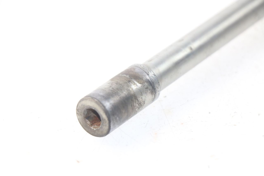 photo de ASSE RUOTA ANTERIORE PEUGEOT ELYSTAR 50 (2002 - 2014) - Dettagli dei punti di fissaggio