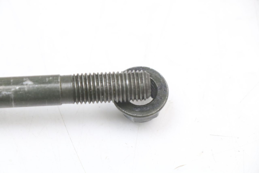 photo de ASSE RUOTA ANTERIORE JM MOTORS EVOLIS 4T 50 (2018 - 2022) - Primo piano tecnico