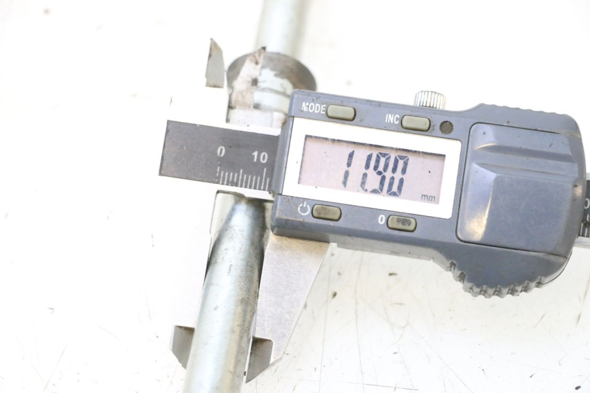 photo de ASSE ANTERIORE RUOTA KEEWAY F-ACT FACT EVO 50 (2020 - 2026) - Altra angolazione
