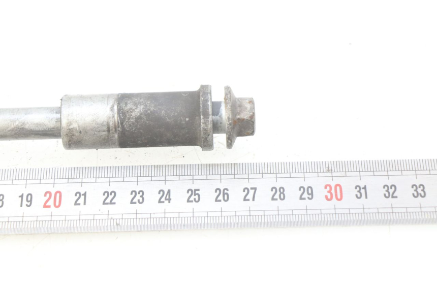 photo de ASSE RUOTA ANTERIORE HONDA FES PANTHEON 2T 125 (1998 - 2002) - Dettaglio del componente