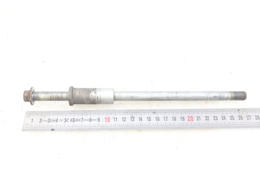 photo de ASSE RUOTA ANTERIORE HONDA FES PANTHEON 2T 125 (1998 - 2002) - Zoom sullo stato d'uso