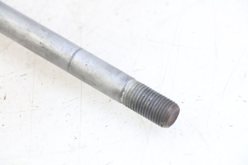 photo de ASSE RUOTA ANTERIORE HONDA FES PANTHEON 2T 125 (1998 - 2002) - Vista d'insieme del prodotto