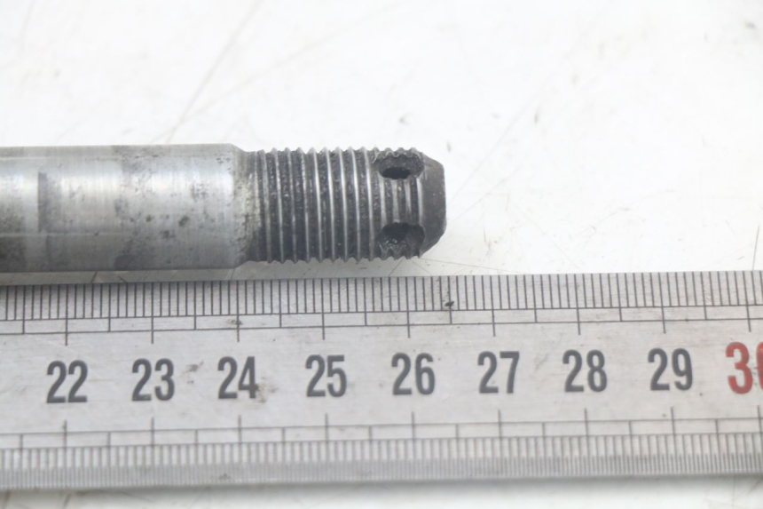 photo de ASSE RUOTA ANTERIORE YAMAHA FJ 3CX 1200 (1986 - 1996) - Zoom sullo stato d'uso