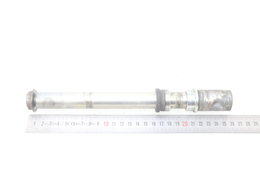 photo de ASSE RUOTA ANTERIORE YAMAHA FJR ABS 1300 (2016 - 2020) - Altra angolazione