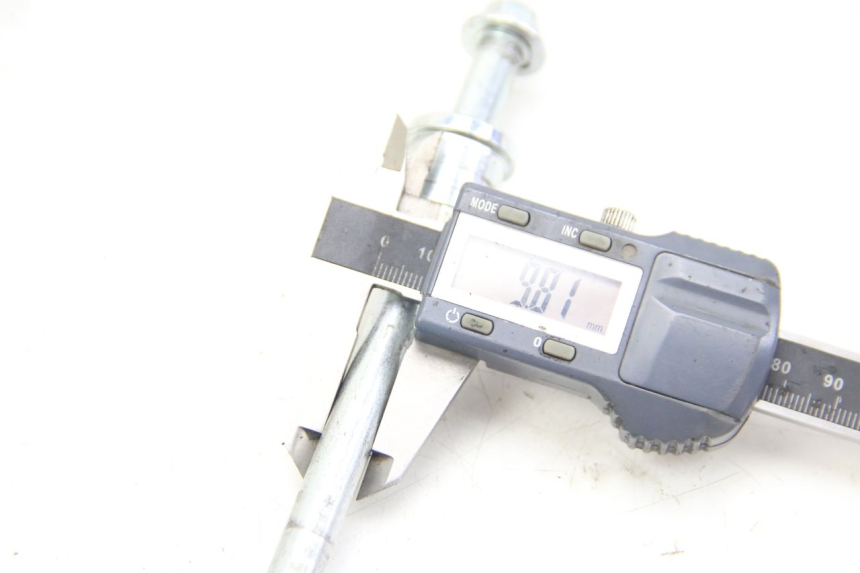 photo de ASSE RUOTA ANTERIORE JM MOTORS GT LINE 4T 50 (2021 - 2023) - Dettaglio del componente