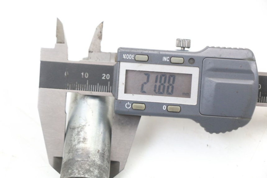 photo de ASSE SUZUKI GZ MARAUDER 125 (1998 - 2004) - Altra angolazione