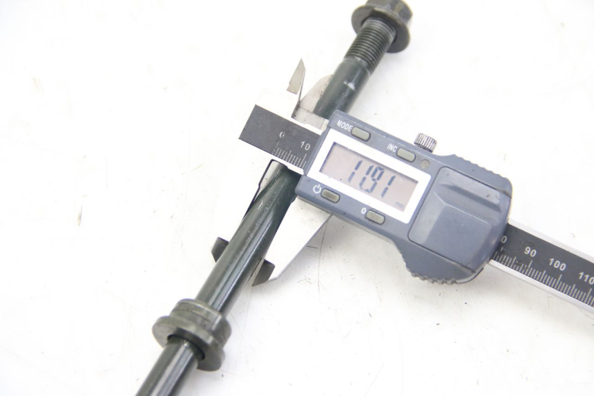 photo de ASSE RUOTA ANTERIORE SYM JET 4 4T 50 (2018 - 2021) - Zoom sullo stato d'uso