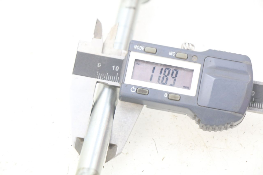 photo de ASSE RUOTA ANTERIORE PEUGEOT KISBEE 2T 50 (2010 - 2017) - Dettaglio del componente