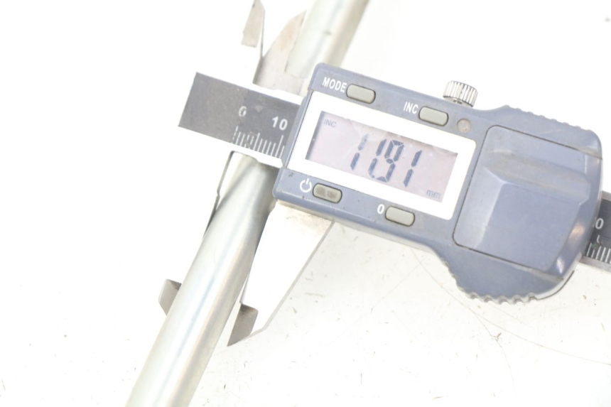 photo de ASSE RUOTA ANTERIORE PEUGEOT KISBEE 4T 50 (2018 - 2022) - Dettaglio del componente