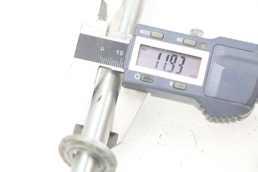 photo de ASSE RUOTA ANTERIORE PEUGEOT KISBEE 4T 50 (2018 - 2022) - Altra angolazione