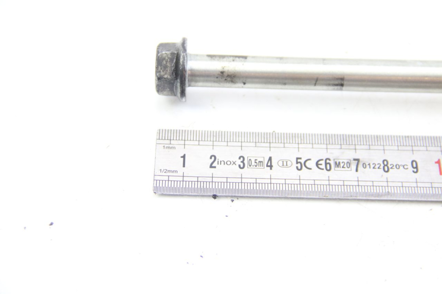 photo de ASSE RUOTA ANTERIORE PEUGEOT KISBEE 4T 50 (2010 - 2017) - Primo piano tecnico