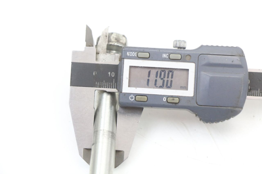 photo de ASSE RUOTA ANTERIORE PEUGEOT KISBEE 4T 50 (2018 - 2022) - Altra angolazione