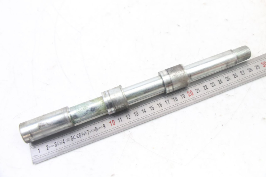 photo de ASSE RUOTA ANTERIORE KYMCO XCITING 500 (2007 - 2010) - Zoom sullo stato d'uso